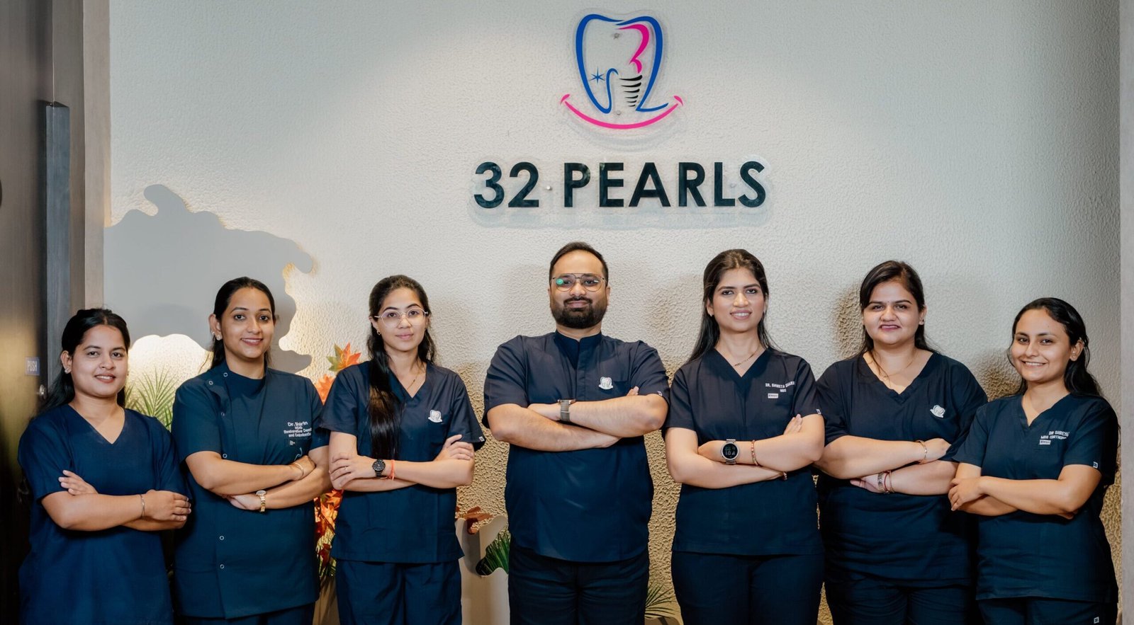 doctors of 32 pearls dental clinic & implant centre raipur